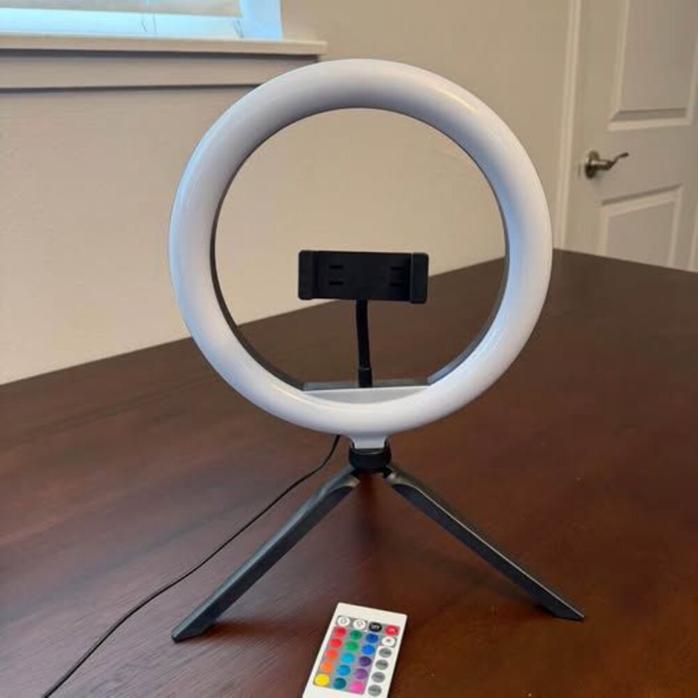 Multicolor selfie light tripod for iPhone with remote USB